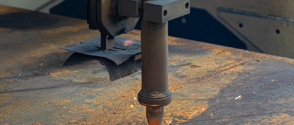 placas-de-acero Por qué la calidad metalúrgica del acero define el desempeño de sistemas de transmisión